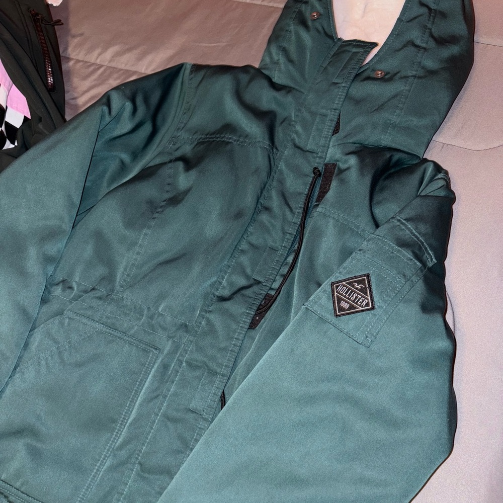 Hollister jacket Xl